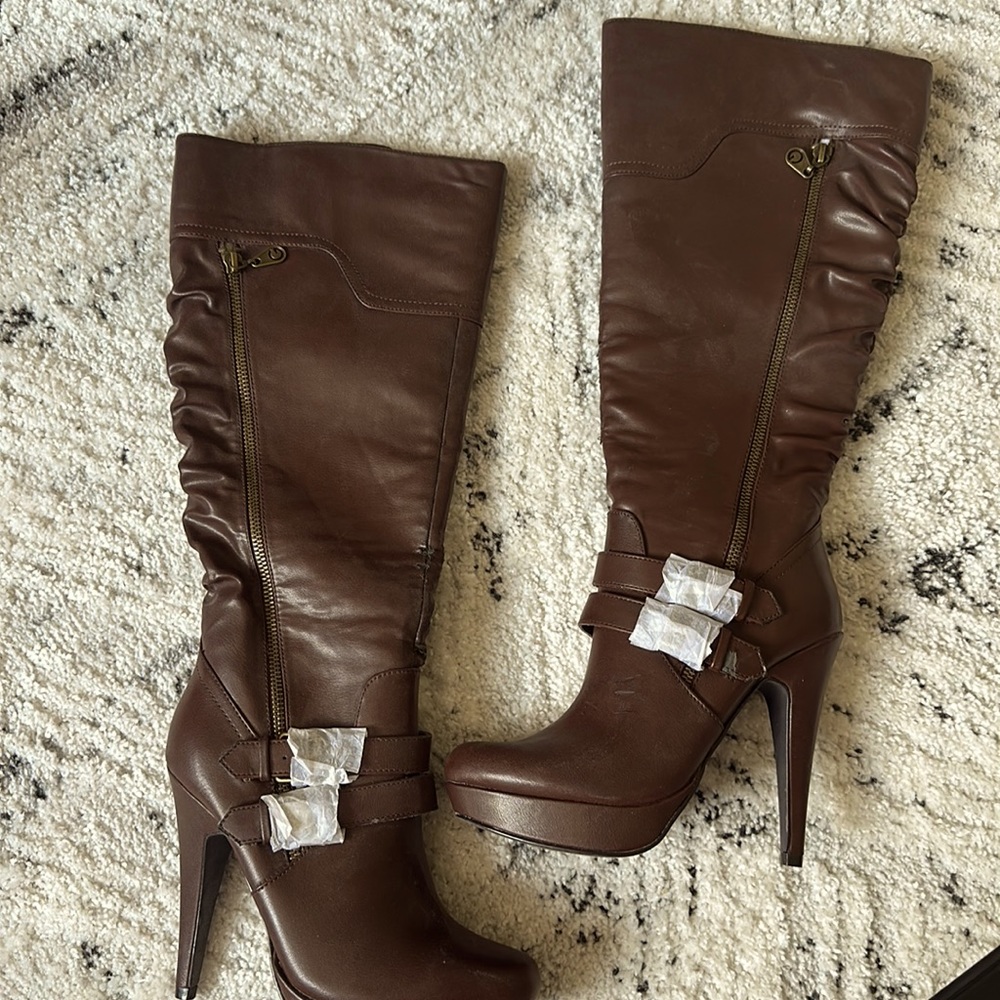 Boots never worn